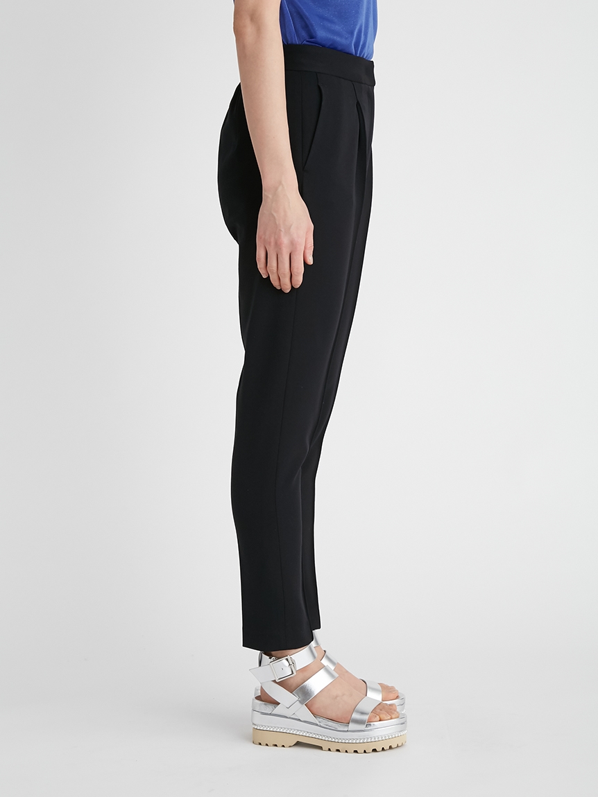 タックテーパードスキニーパンツ(ロングパンツ)｜PANTS（パンツ 