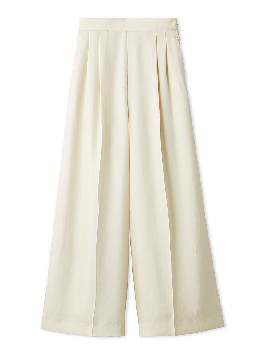 新品未使用！CELFORD ホワイトハーフパンツ CELFORD 夏ファイナルセール60%OFF&PT5倍 /セルフォードセンター