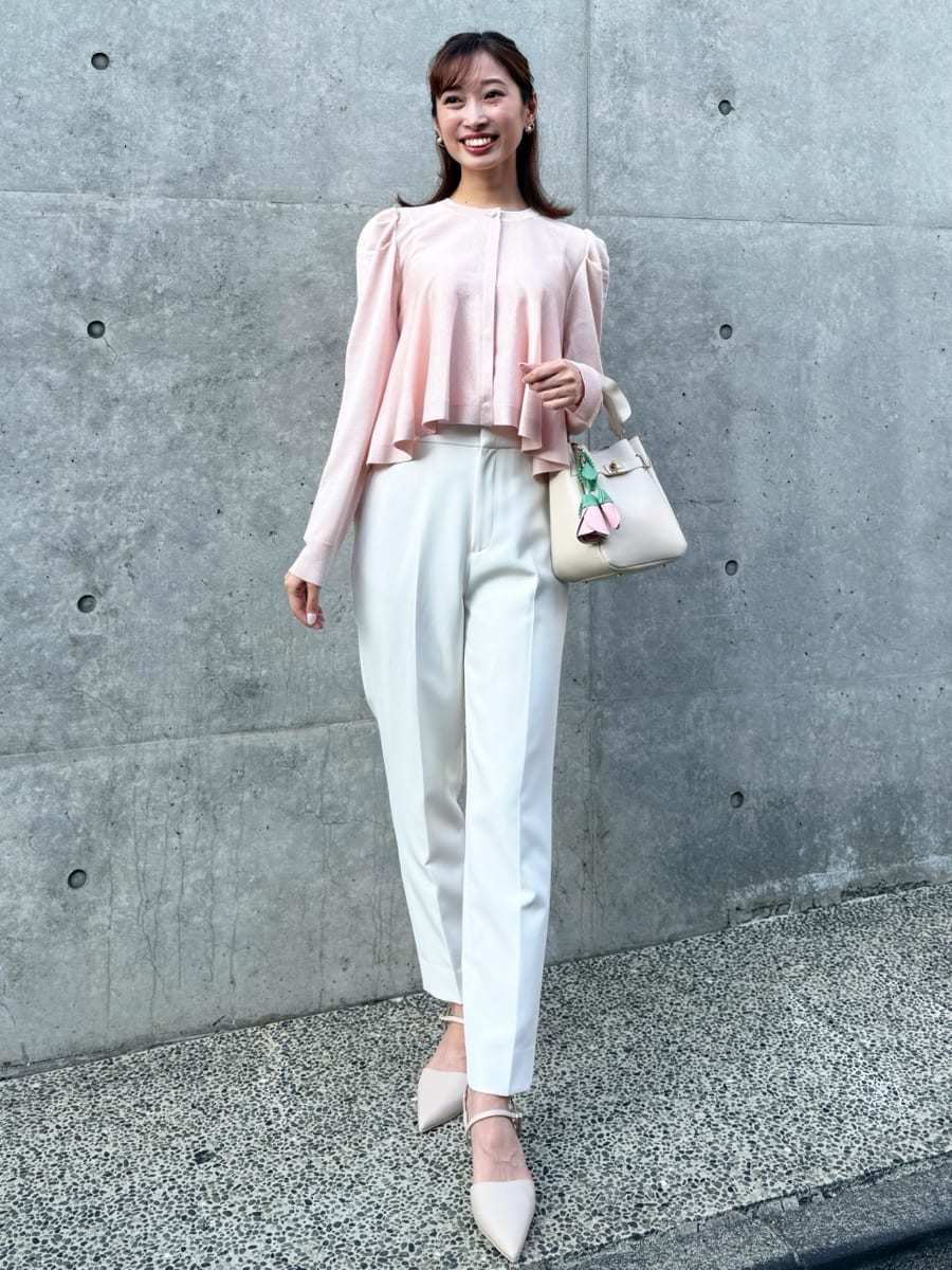 人気完売商品【タグ付き新品】CELFORD テーパードパンツ 34サイズ BLK 人気完売商品【タグ付き新品】CELFORD テーパードパンツ 34