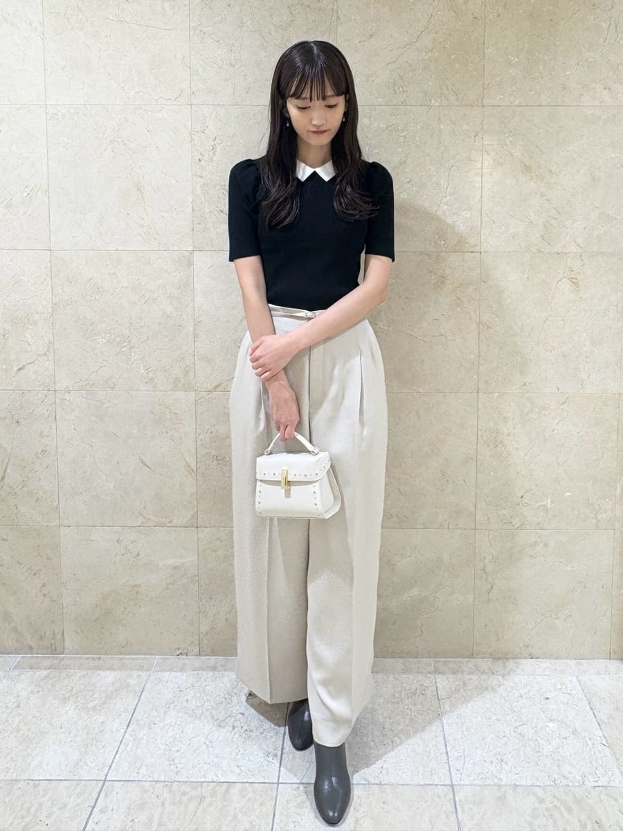 最終出品新品未使用完売alors paris Valentinaパンツグリーン ルル・フラワー軽量／安ピカッ／楽ッション フィットちゃん