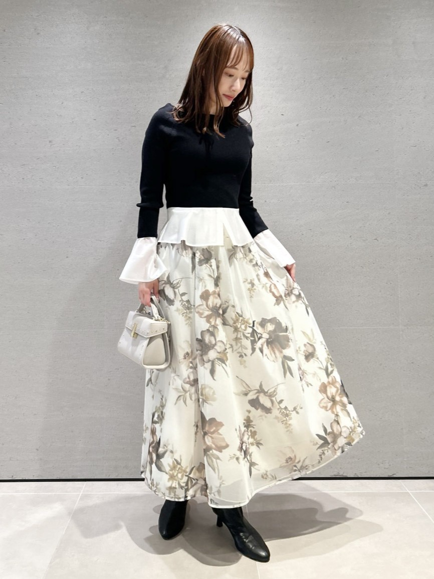 フラワープリントボリュームスカート(SKIRT（スカート