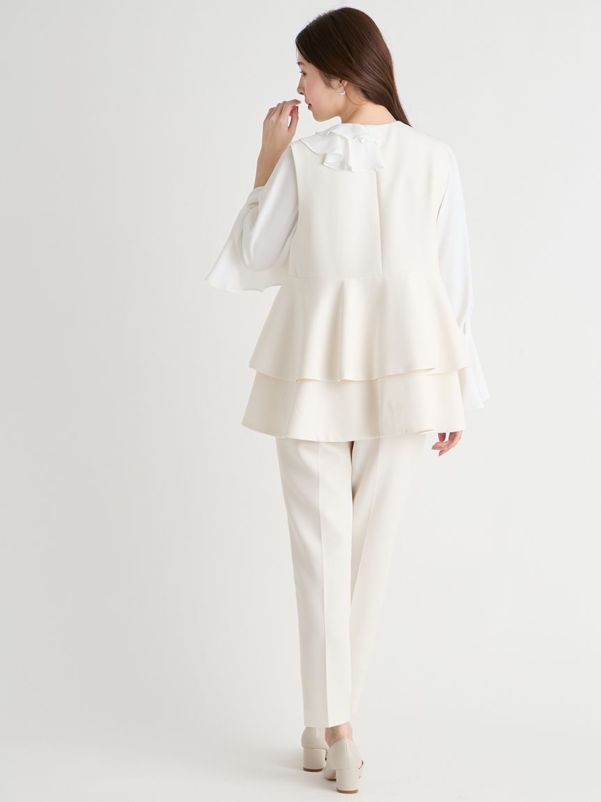 CELFORD セルフォード　パールペプラムジレ ホワイト　フォーマル CELFORD（セルフォード）の「パールペプラムジレ（ベスト）」 - WEAR