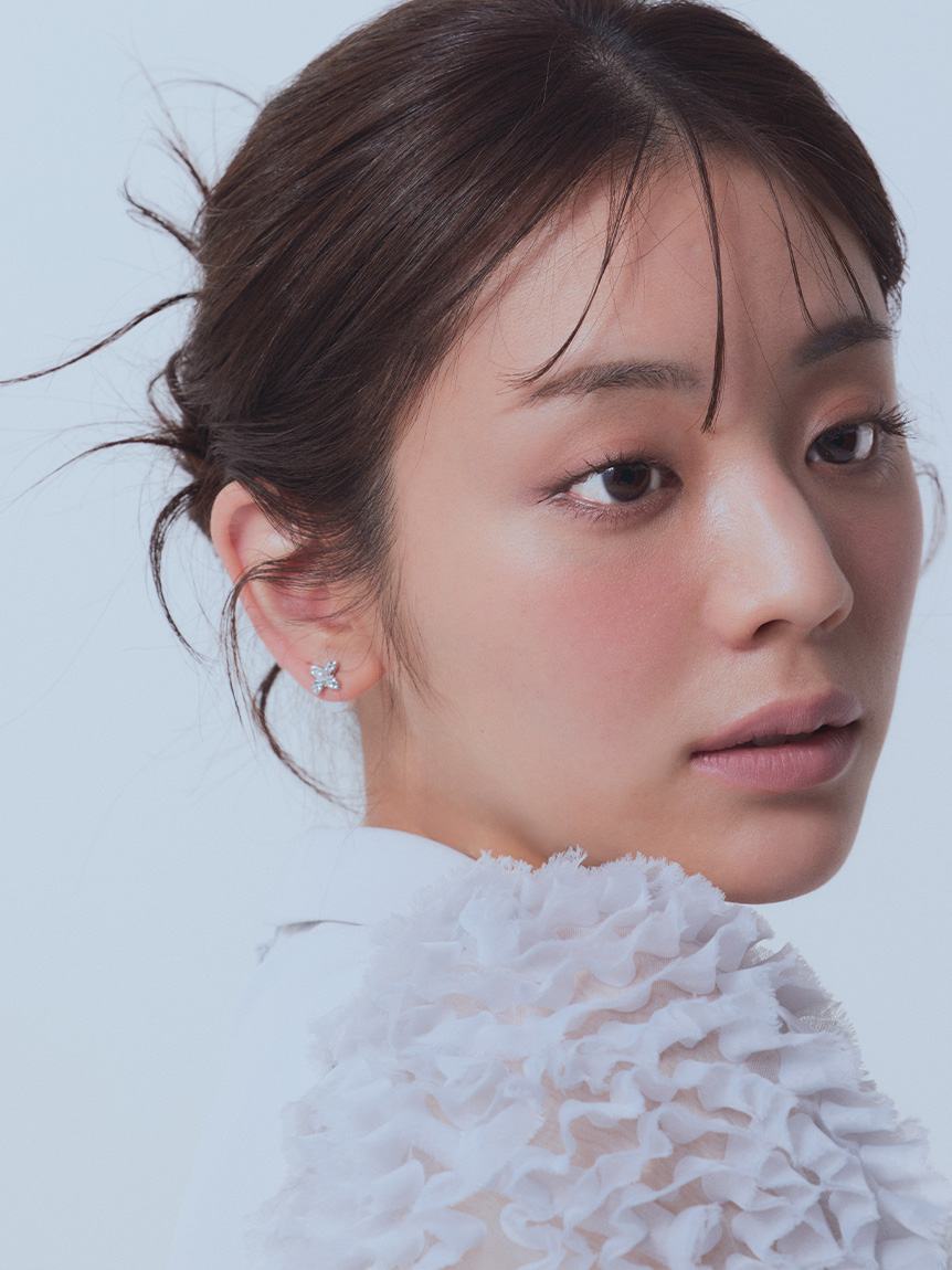 フラワービジューPetitピアス(ピアス・イヤリング