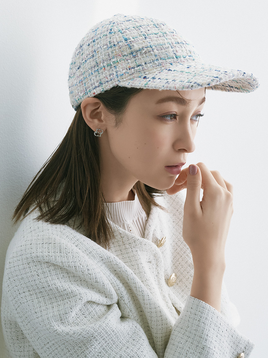 パールキャッチロゴビジューピアス(ピアス・イヤリング