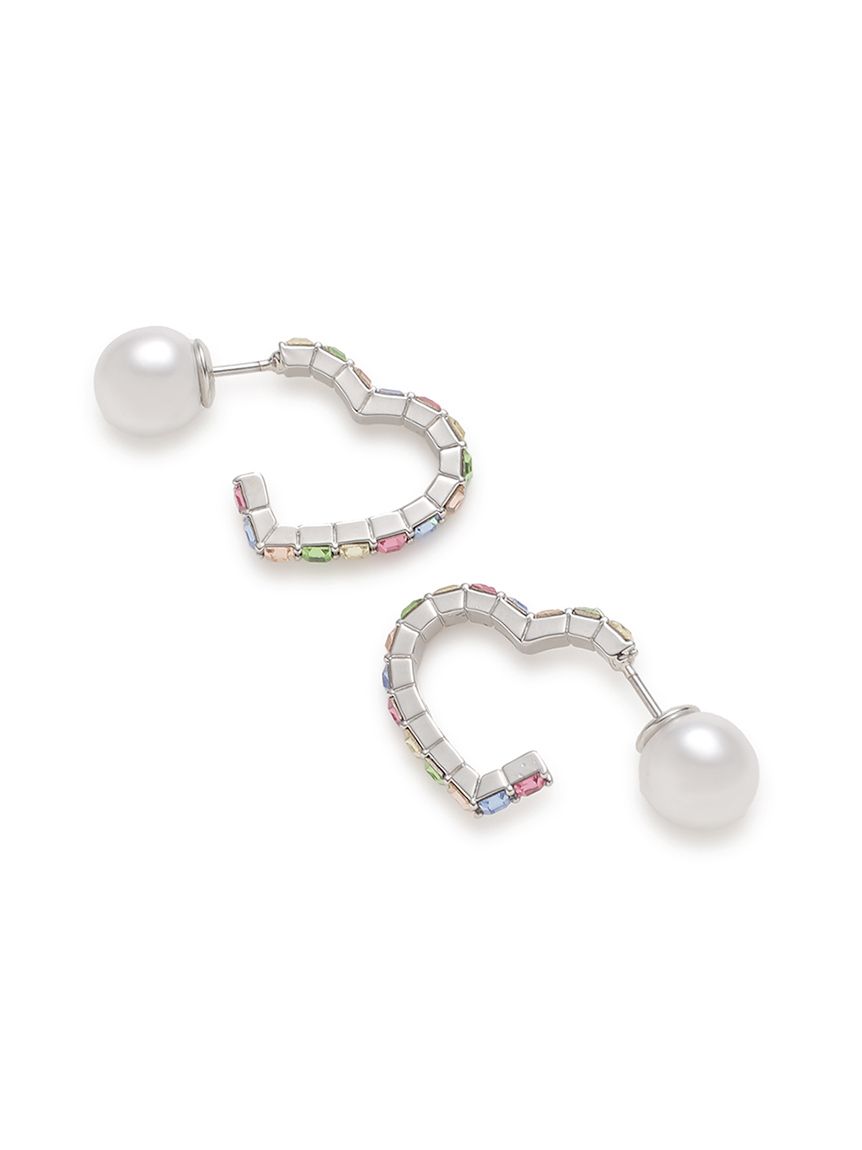 Cornu のビジューピンクピアス Cornu のビジューピンクピアス