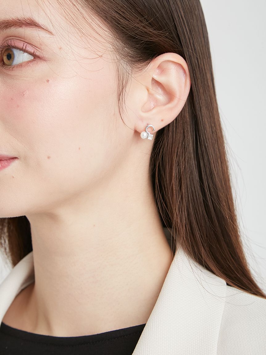 Cロゴビジューパールプチピアス(ピアス・イヤリング)｜ACCESSORIES
