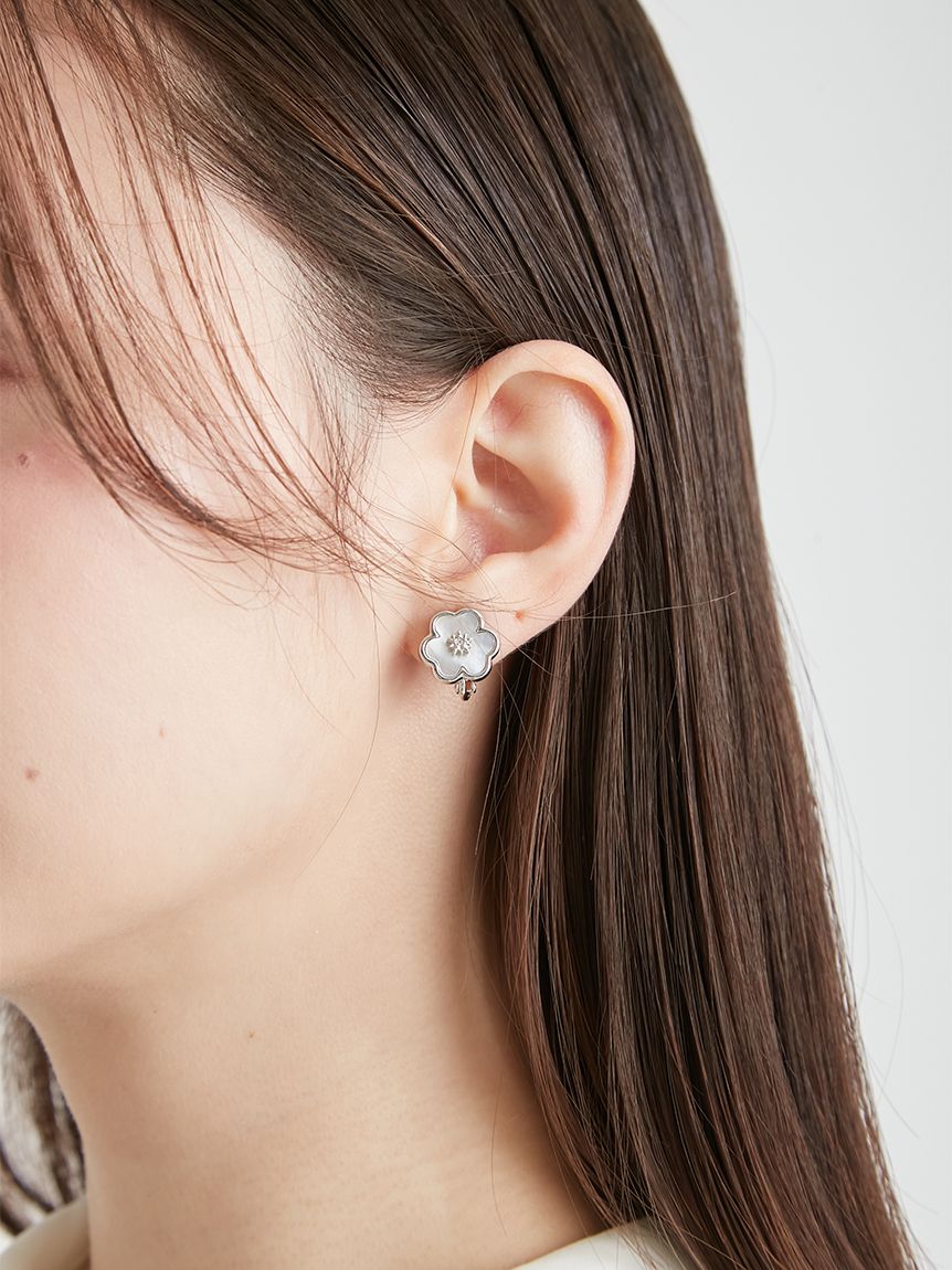 白蝶貝クローバーイヤリング(ピアス・イヤリング)｜ACCESSORIES