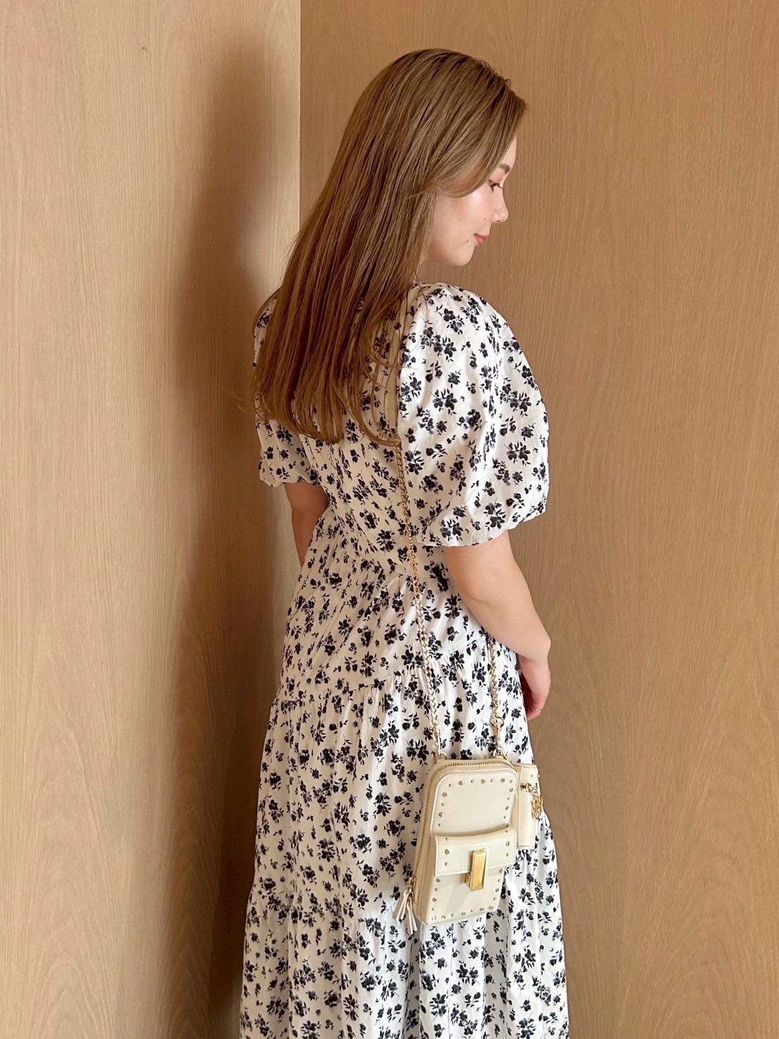 リュタン】ビジュースタッズマルチショルダー(ポシェット)｜BAGS