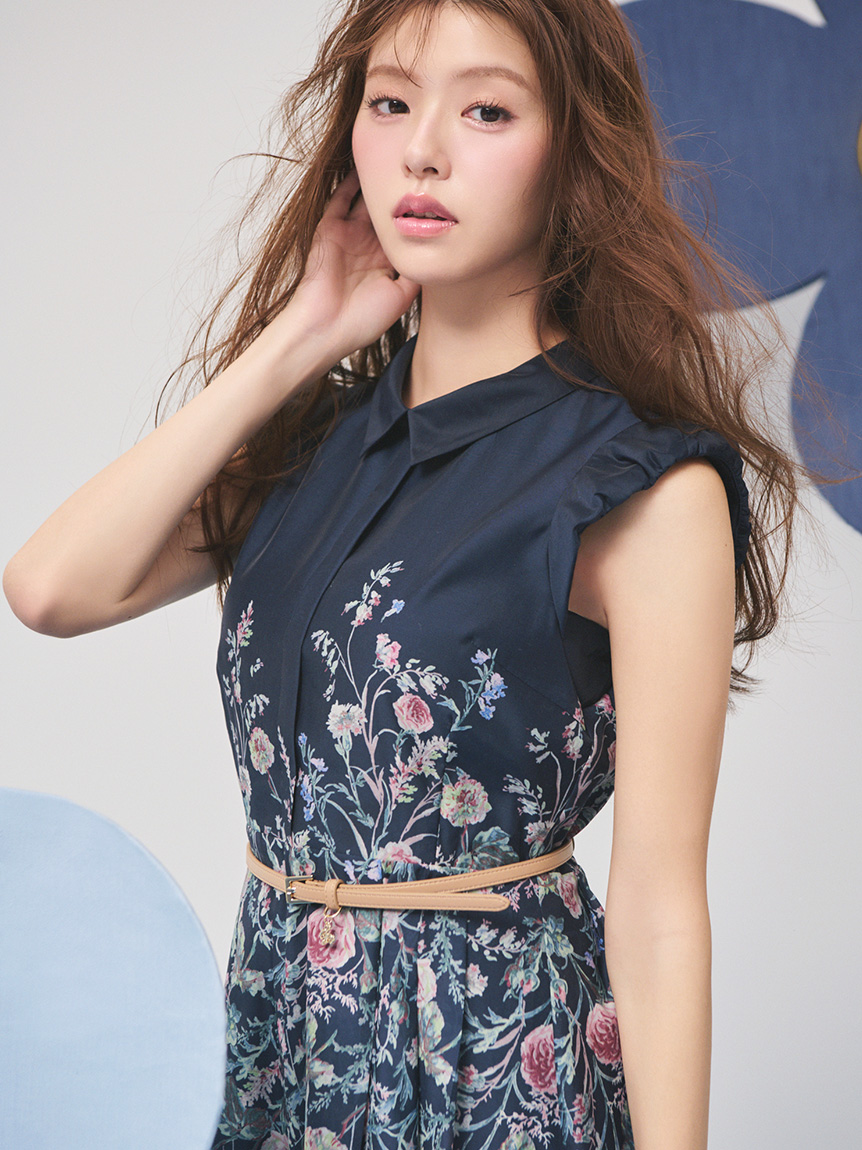 カリグラフィーチャーム付きナローベルト(ベルト)｜FASHION GOODS