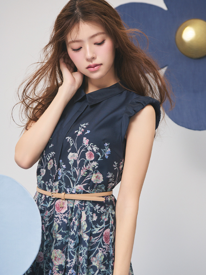 カリグラフィーチャーム付きナローベルト(ベルト)｜FASHION GOODS