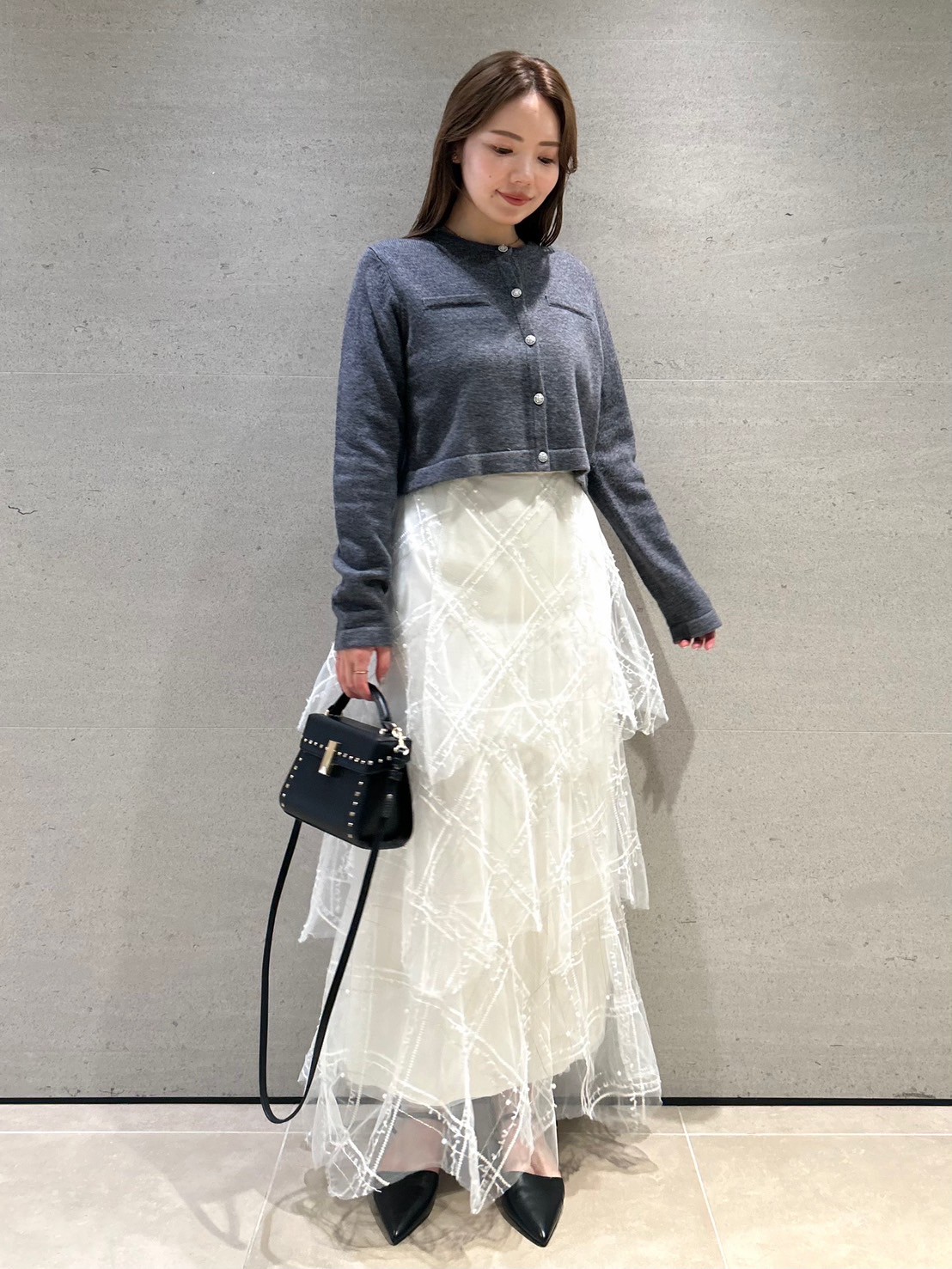 SUPER FINE MERINO WOOLビジュー釦カーディガン(ニットプル