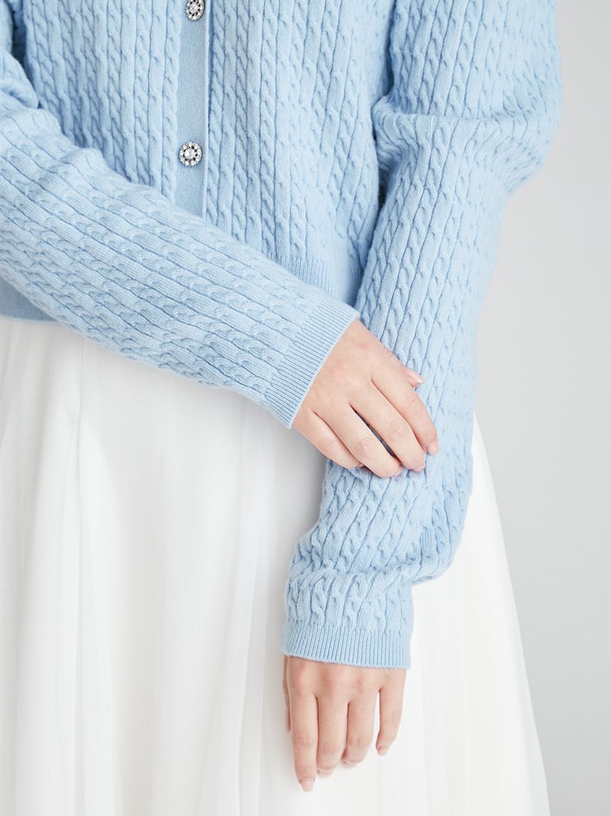 新品　DOMELLE(ドメル) シルクケープカーディガン 水色 フリーサイズ ビジュー釦ケーブルカーディガン(ニットプルオーバー)｜TOPS（トップス