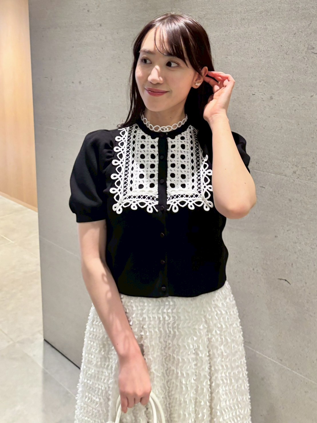 スピンドルヨークカットトップス　商品説明とプロフ必読 ダブルスピンドルカットトップス ｜ LIZ LISA（リズリサ）公式通販