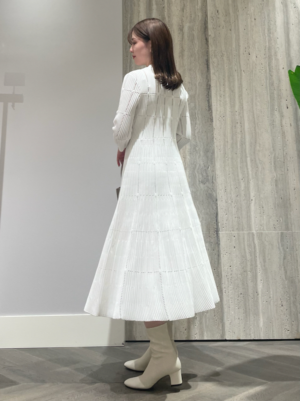 ディフォーメーションニットワンピース(ニットワンピース)｜DRESS