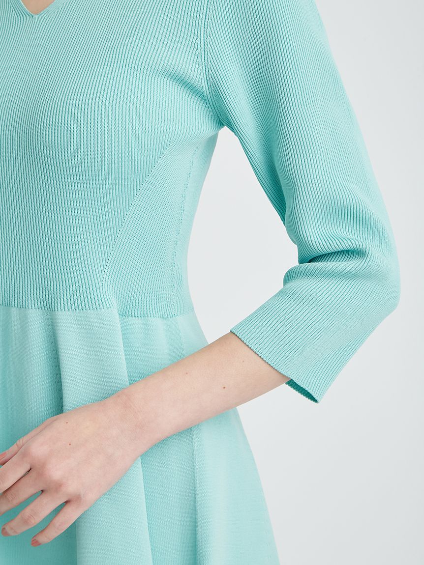 CELFORD ボートネック ホールガーメントニットワンピース ネイビー CELFORD ボートネック ホールガーメントニットワンピース ネイビー