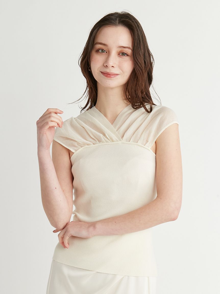 【新品未使用】CELFORD シルクブレンドビジューネックカーディガン シルクブレンドビジューネックカーディガン(カーディガン)｜TOPS