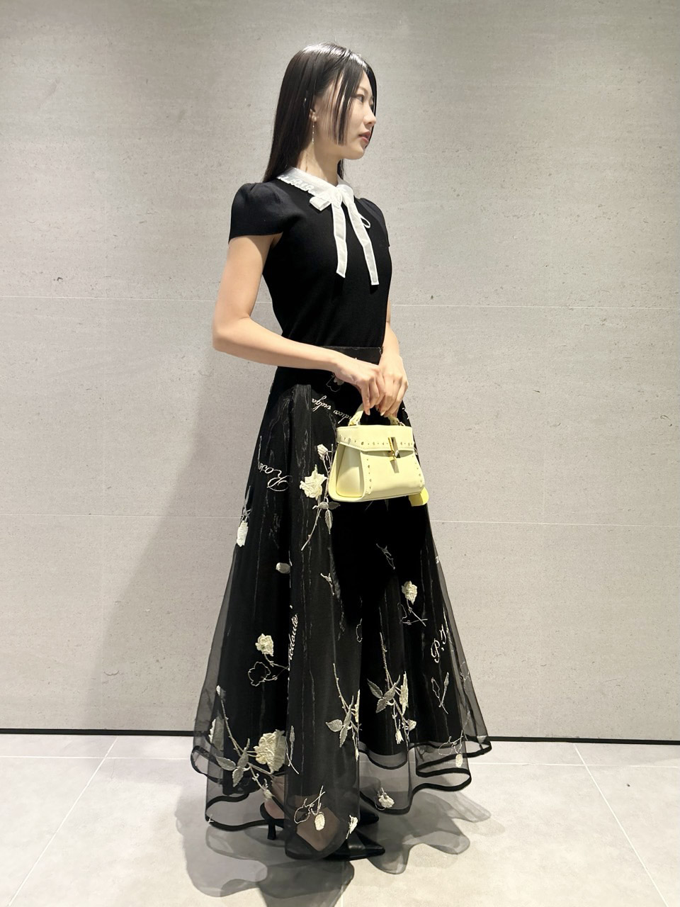 CELFORD×P.J. REDOUTEコラボ】エンブロイダリー衿付きニット