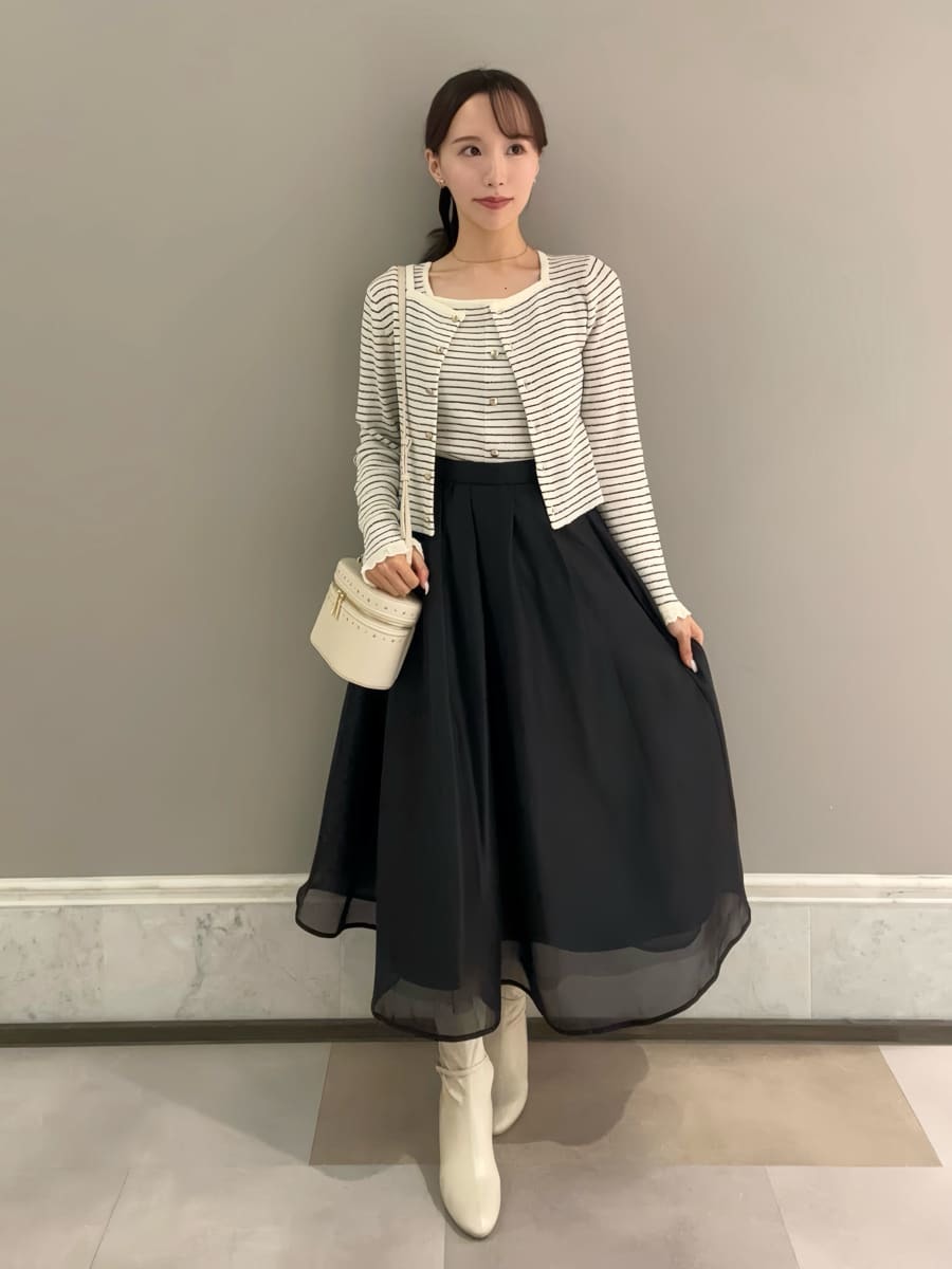 新品未使用のピッコーネのアンサンブル風ニット 23AW＊Wings掲載＊【80周年記念アイテム】スノーレオパード