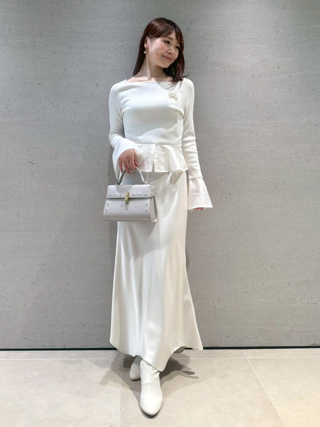 セルフォード　CELFORD 白　トップス CELFORD（セルフォード）の「ドレープカットトップス（Tシャツ