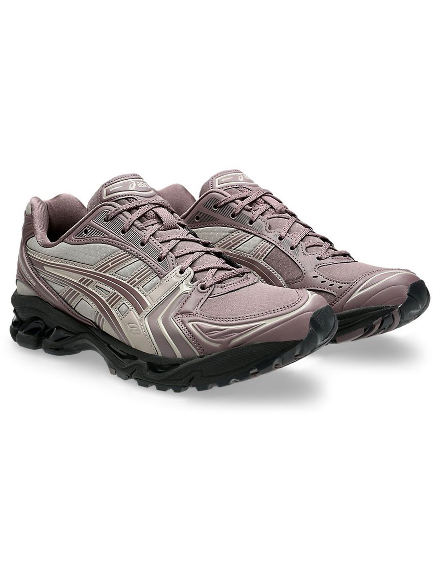 エミ emmi 【ASICS】GEL-KAYANO 14 （SLV）