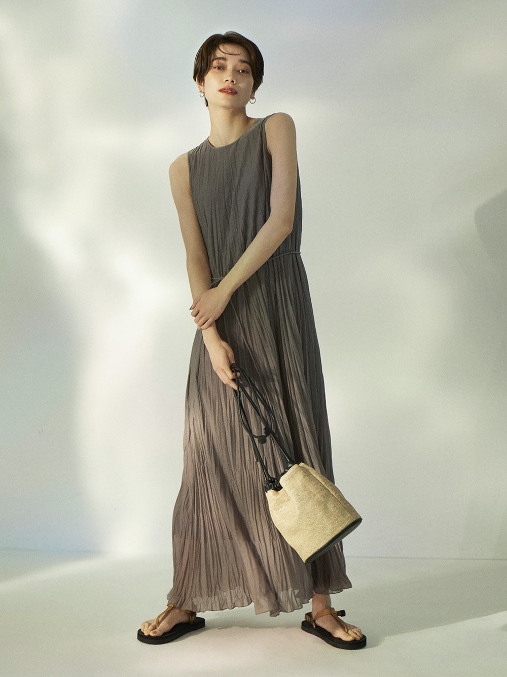 ワンピース Emmi エミ の通販サイト 公式