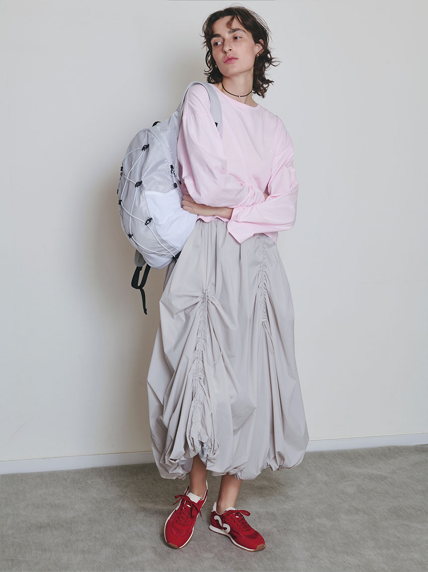 emmiロゴクルーネックロングTシャツ