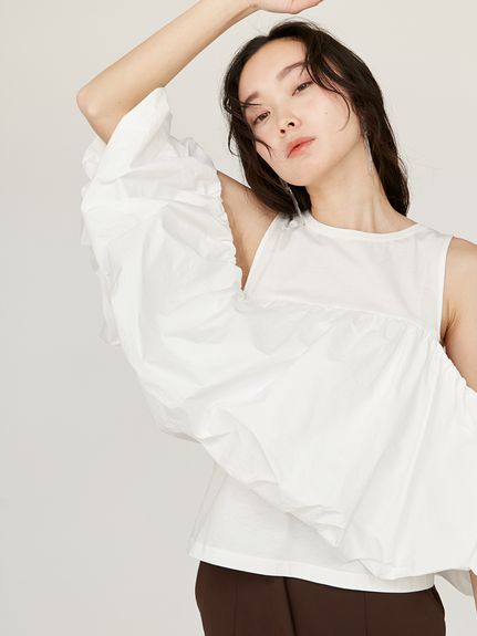 emmi（エミ）の「【emmi atelier】ストレッチシアーシャツ
