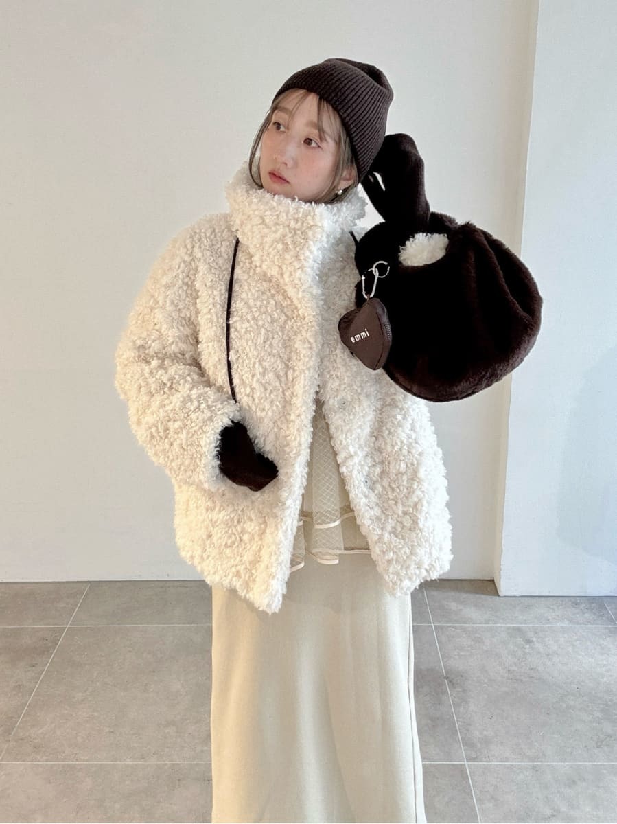 ボリュームボアコート(コート)｜アウター｜emmi（エミ）の通販