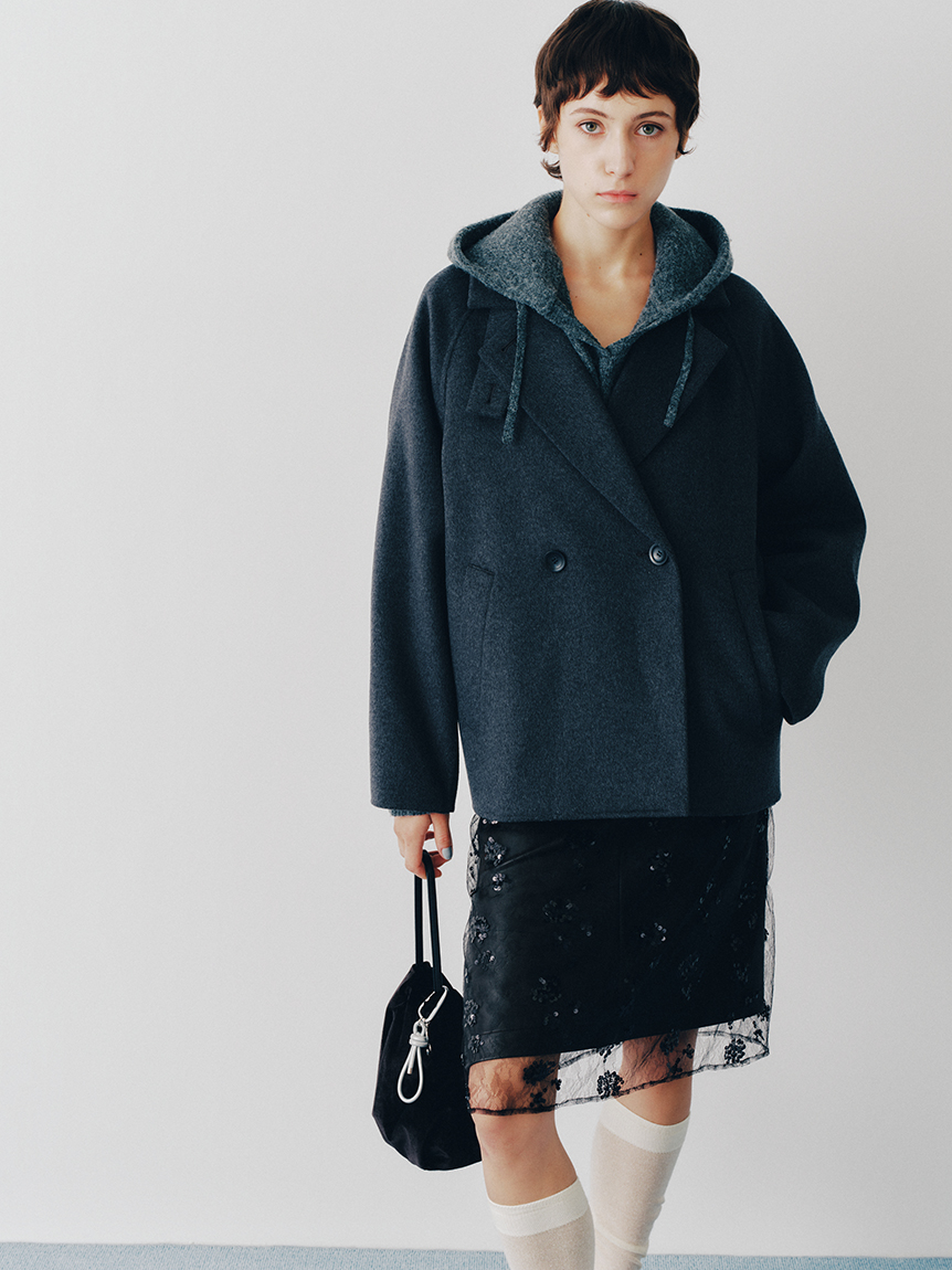 OUTER 通常商品のアイテム｜emmi（エミ）の通販サイト 【公式】