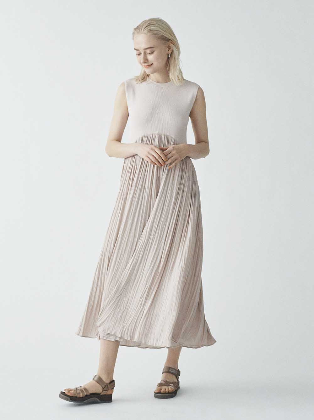 ワンピース Emmi エミ の通販サイト 公式