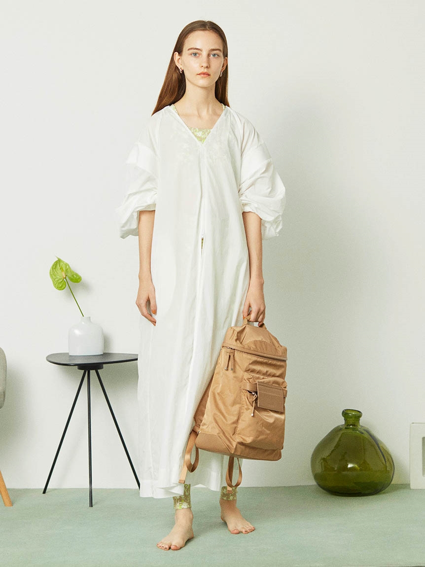 Emmi ワンピース 新品タグ付き Kakaku Ga Jitsugen ロングワンピース Scuffy Org