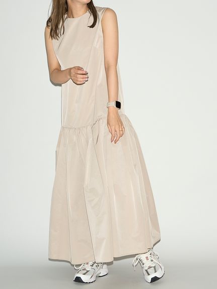 emmi エミ atelier フーディーカットワンピース 長袖