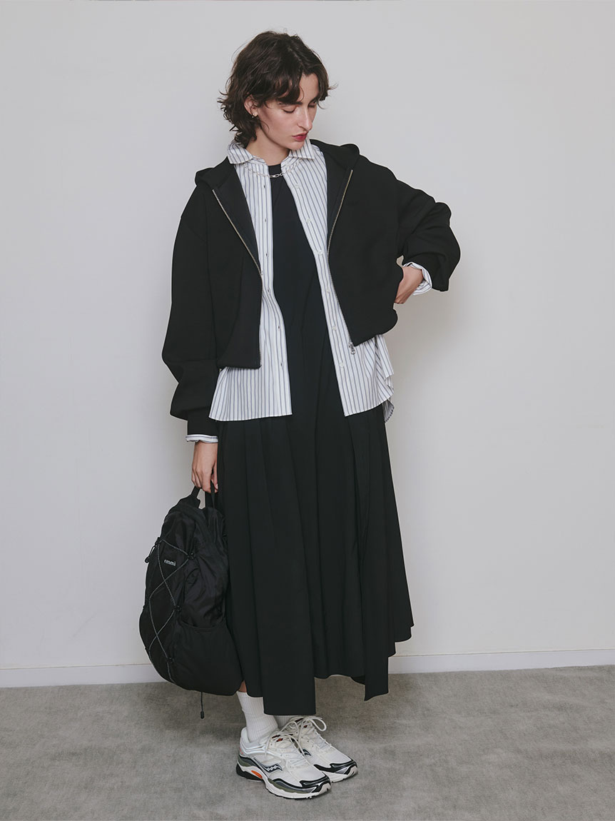 ギャザーフォルムナイロンワンピース(カットワンピース)｜ワンピース