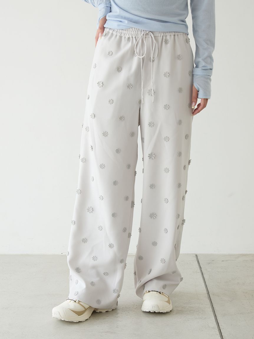 フラワーエンブロイダリーウエストゴムパンツ
