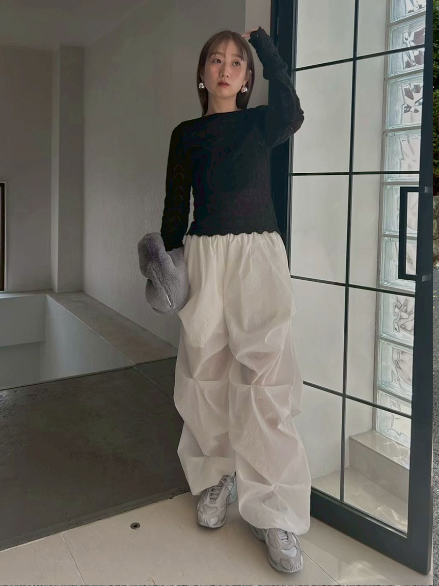 ランダムタックナイロンワークパンツ(ワイドパンツ)｜パンツ｜emmi