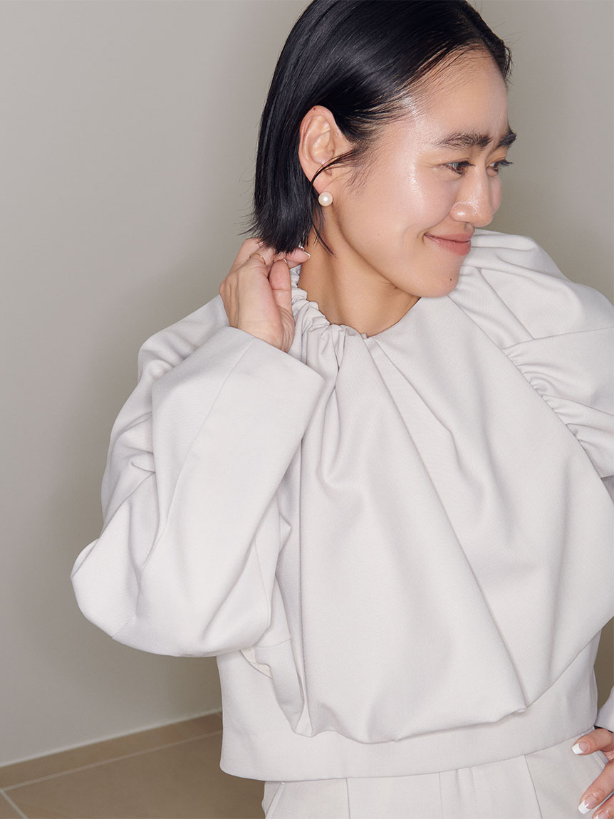 emmi atelier】金子綾 コラボケープ付きブラウス(ブラウス