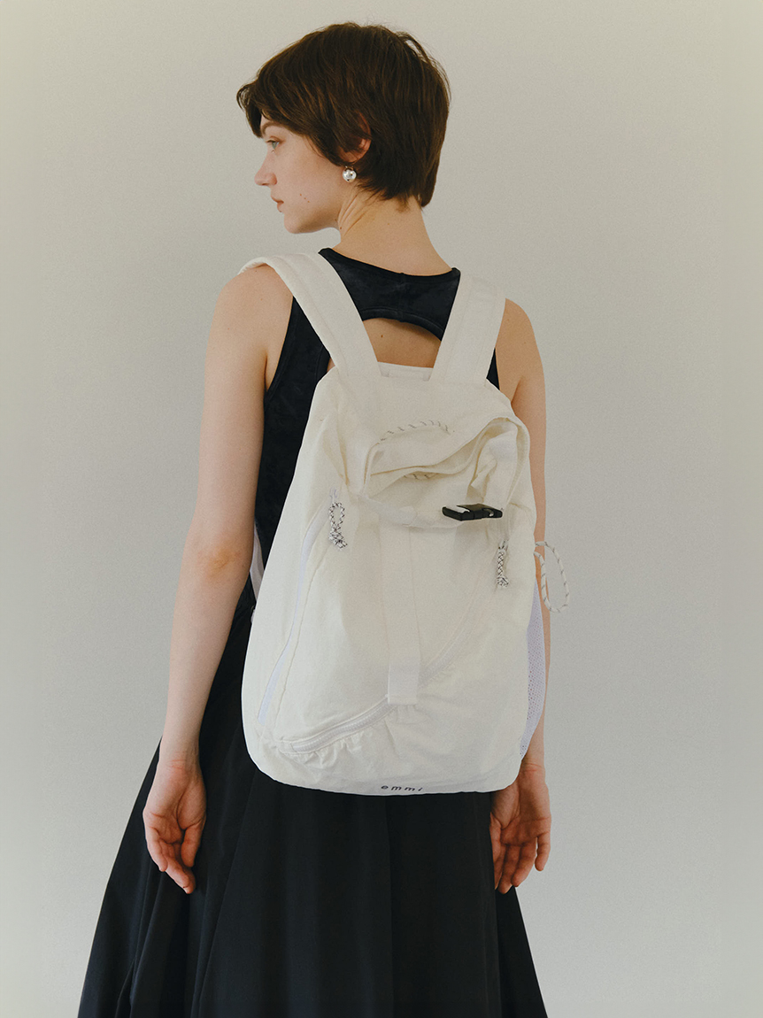 emmi×MEGALOS】撥水マルチパーパスバックパック(バックパック