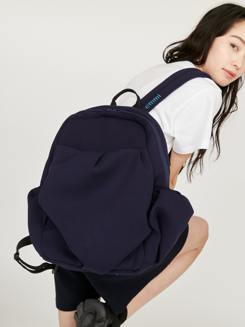 ポンチギャザーボディーバックパック