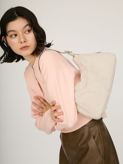 ショルダーバッグ・ポシェット EMMIE POUCH WITH CHAIN 2color 】キルティングチェーンスクエアショルダーバッグ