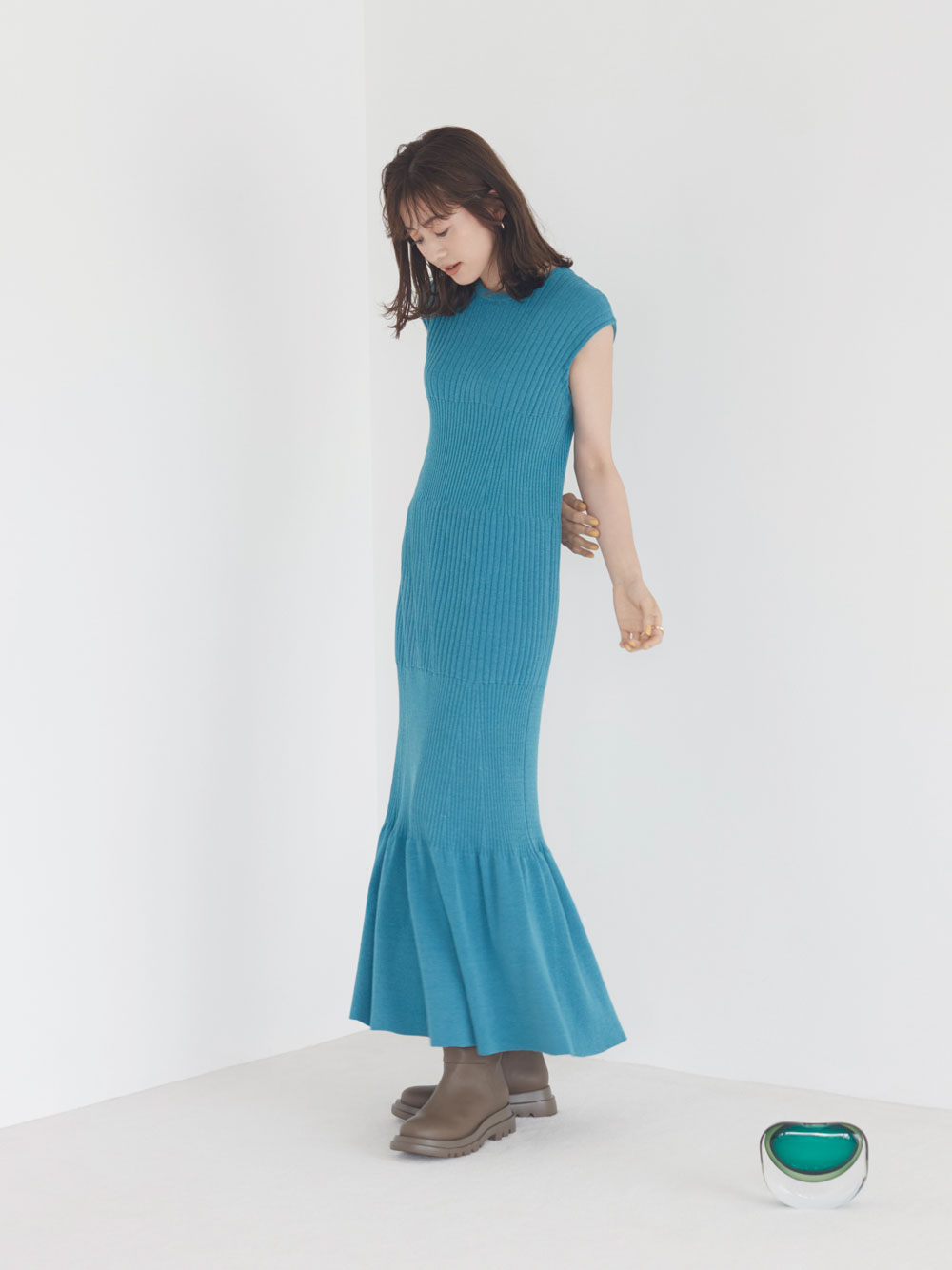 emmi atelier】リブ切り替えニットワンピース(ワンピース)|emmi(エミ