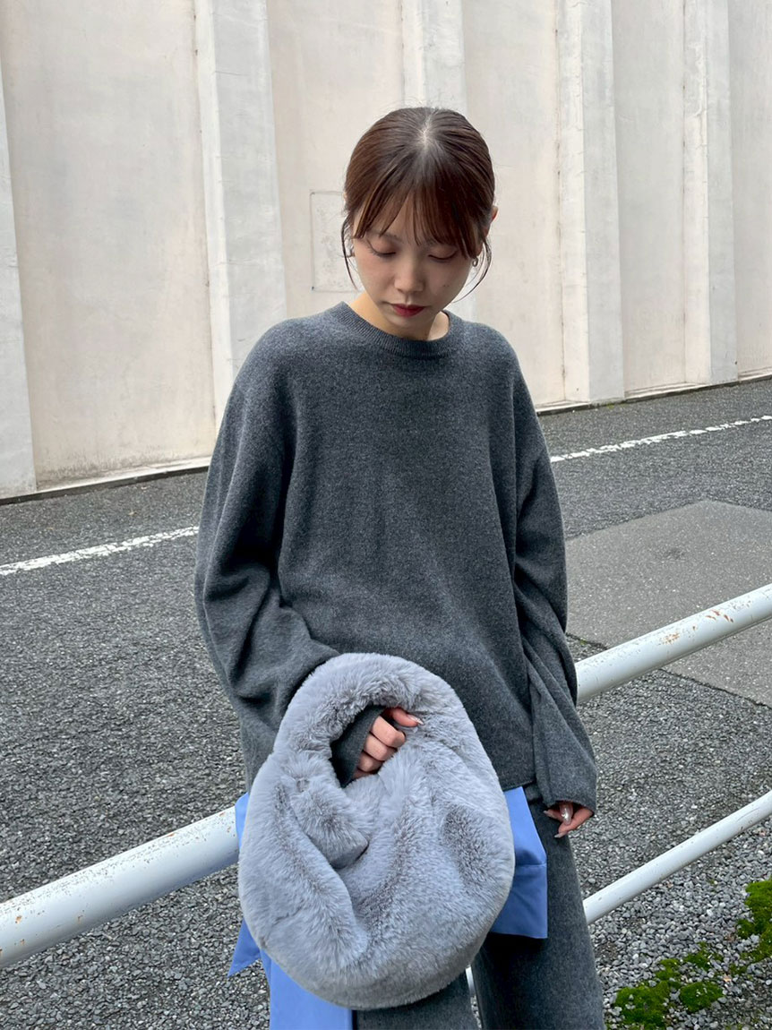 極希少♡未使用タグ付✨emmi atelier バックロゴロングワンピース 上下 ショルダーデザインバックオープンワンピース（マキシ丈/ロング