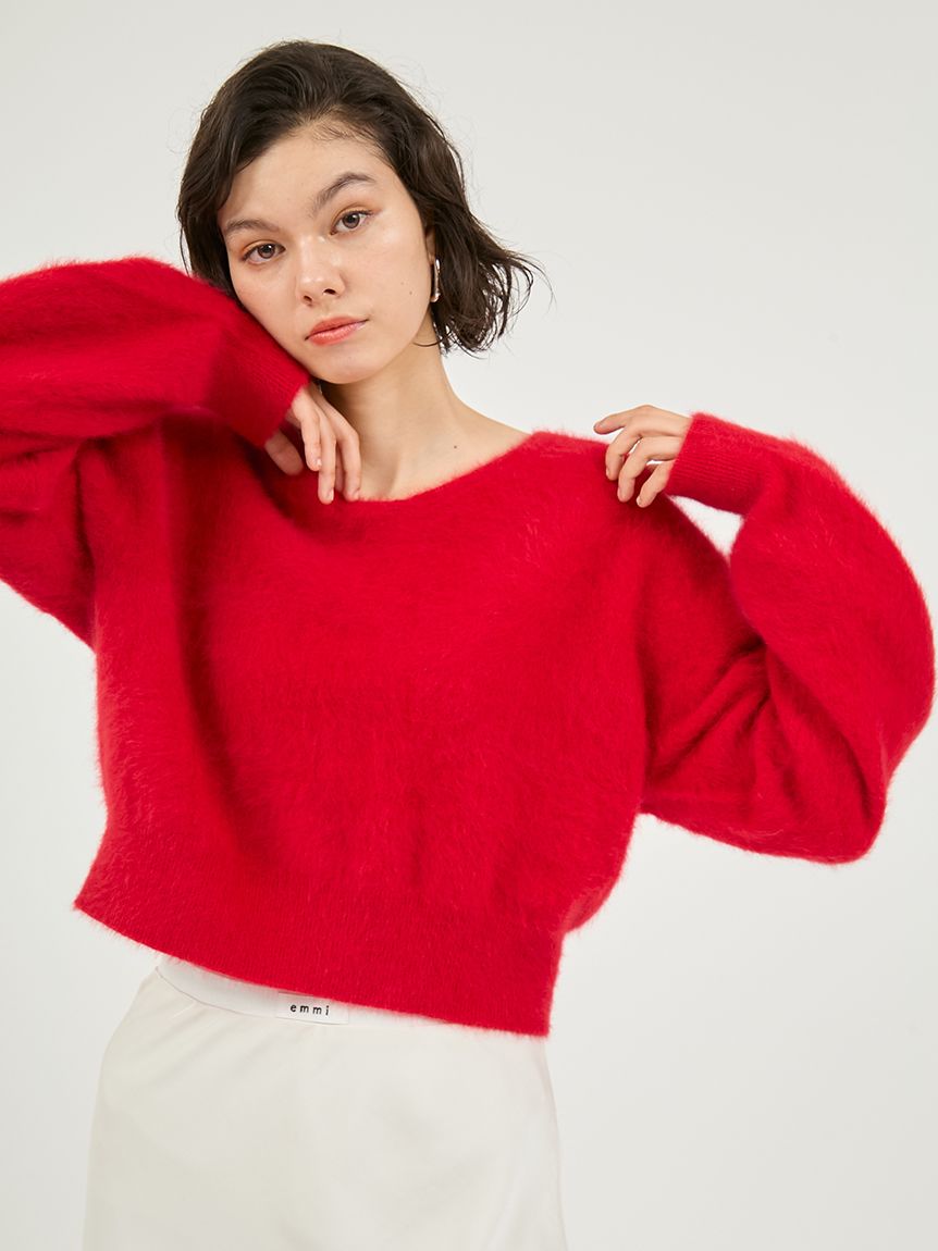 アドーア 赤の差し色がきれいな配色ニット38 美品！ フォックスカシミヤ2wayニットトップス(ニット)｜トップス｜emmi（エミ