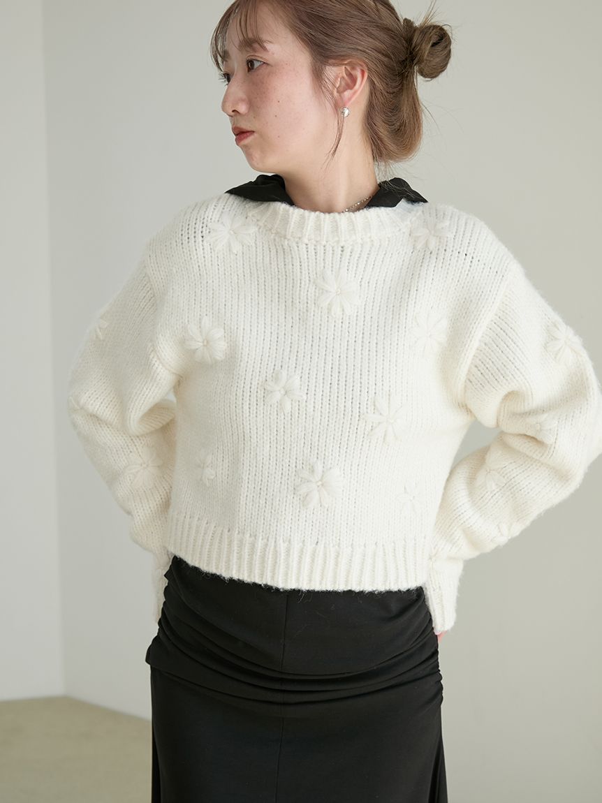 フラワーエンブロイダリーニットトップス(ニット)｜トップス｜emmi