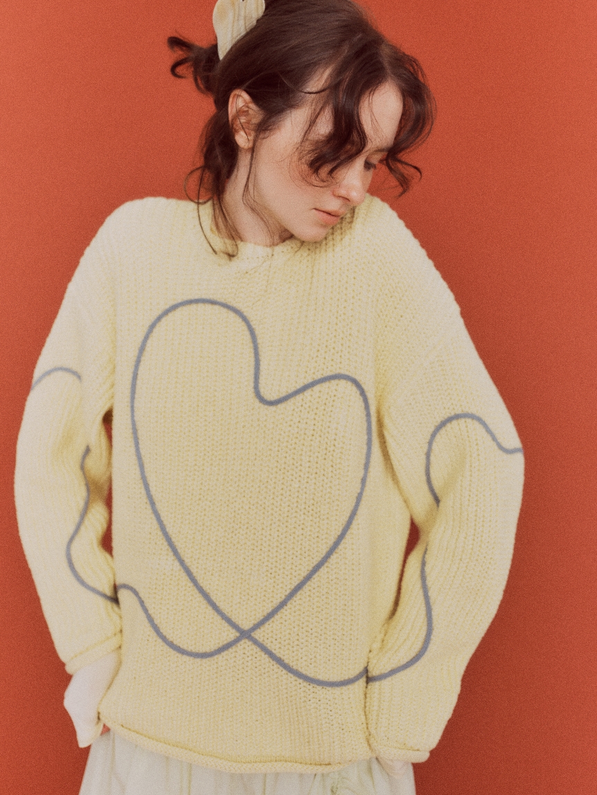 emmi ハート セーター ニット HEART】 【ONLINE限定カラーあり】ハートエンブロイダリーニット