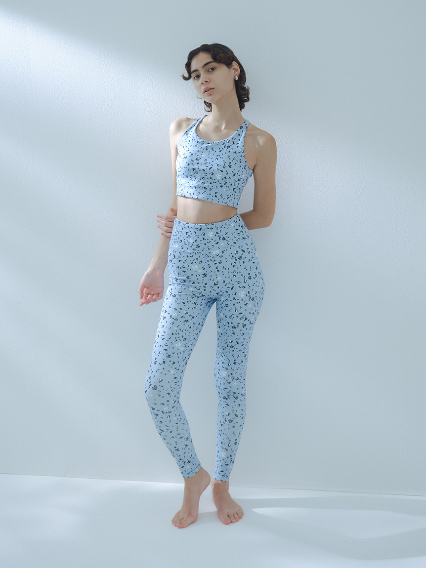 emmi] Botanical Art Print Bra Top Emi Women's Yoga Wear Yoga Tops Bralette  Print Pattern / 23SS 14WCT231201 - Puravida! Puravida Yoga Fitness Shop –  Puravida! プラヴィダ ヨガ ピラティス フィットネスショップ