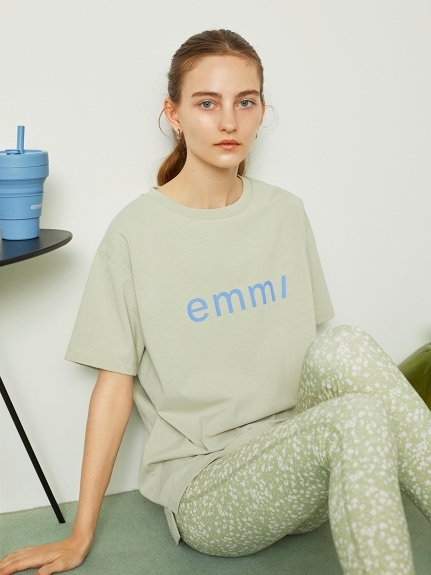 【emmi yoga】ベーシックemmiロゴT－shirts