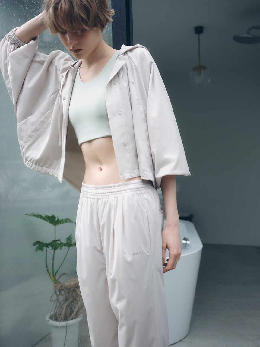 サステナレッチブラトップ(トップス)｜セレクトウェア｜emmi（エミ）の