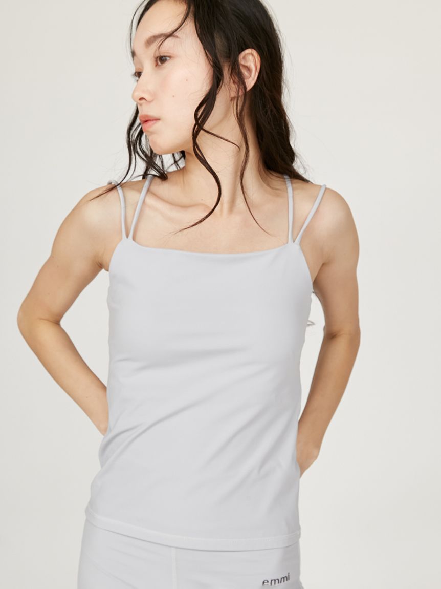 サステナレッチキャミソール(WELLNESS&TRAINING WEAR)｜emmi