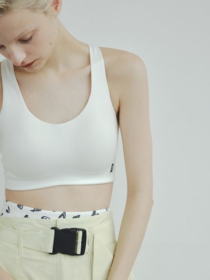 〈 NIKE 〉 CROP TOP BRA ホワイト&ブラック 2枚セット NIKE】W NSW MOD CROP TANK(ブラトップ)｜トップス｜emmi（エミ