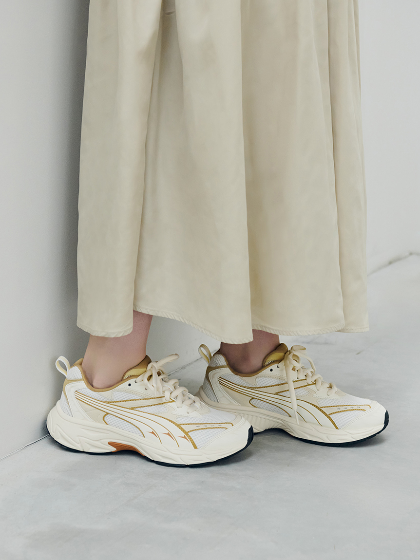 新品　Priority ミムミムデニム emmi×PUMA】MORPHIC(スニーカー)｜シューズ｜emmi（エミ）の通販